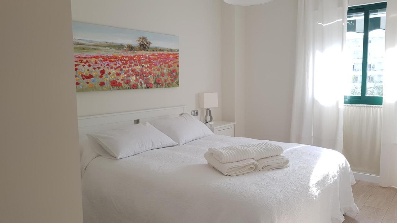 Impresionante Primera Linea De Playa, Bajondillo Beach Torremolinos Exteriér fotografie