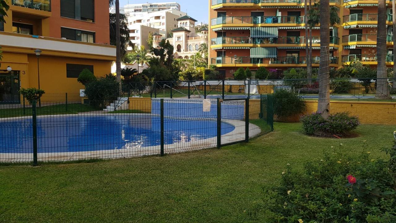 Impresionante Primera Linea De Playa, Bajondillo Beach Torremolinos Exteriér fotografie