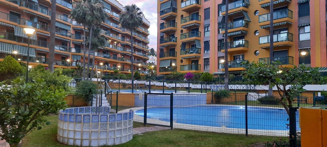 Impresionante Primera Linea De Playa, Bajondillo Beach Torremolinos Exteriér fotografie